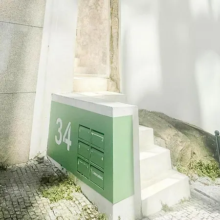 Duplex - Sleeps 4 - Roof Terrace - Balcony Lägenhet Oporto