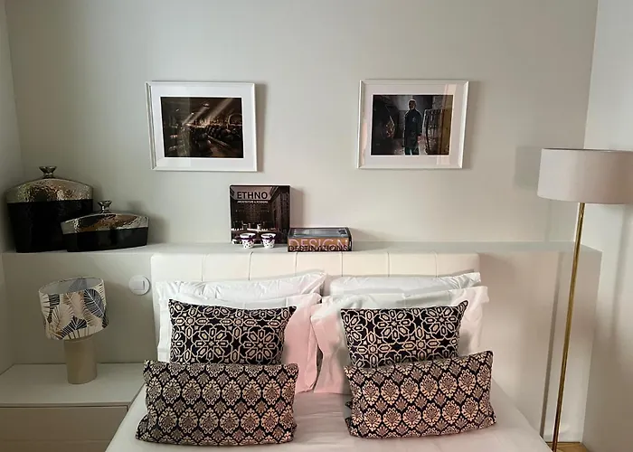 아파트 Duplex - Sleeps 4 - Roof Terrace - Balcony 포르투