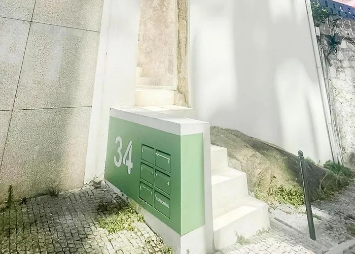 Duplex - Sleeps 4 - Roof Terrace - Balcony Lägenhet Oporto