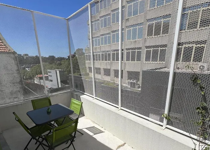 Duplex - Sleeps 4 - Roof Terrace - Balcony *