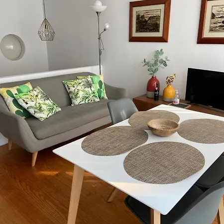 Duplex - Sleeps 4 - Roof Terrace - Balcony * Porto