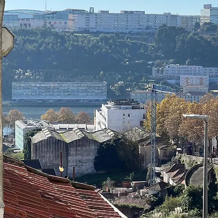 Duplex - Sleeps 4 - Roof Terrace - Balcony Apartmán Porto